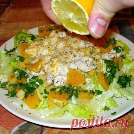 Зеленый с курицей и апельсинами