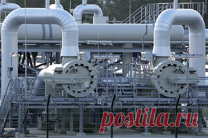 Цены на газ в Европе взлетели. Цены на газ на европейском хабе TTF в ходе торгов 15 сентября взлетели. К моменту написания новости стоимость октябрьских фьючерсов приблизилась к отметке 2500 долларов за тысячу кубометров (плюс почти 10 процентов), на максимуме стоимость превышала 2550 долларов, свидетельствуют данные торгов.