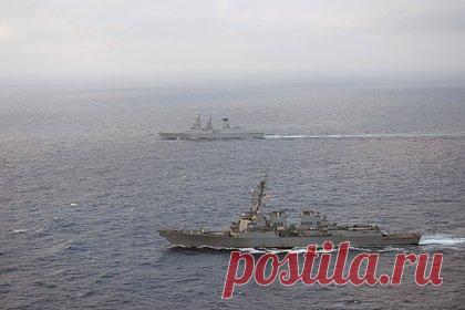 Глава ВМС Британии заявил о риске уступить Атлантику России