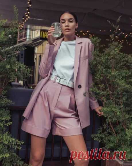 Костюмы с шортами: женственность и стиль — Journal women❜s