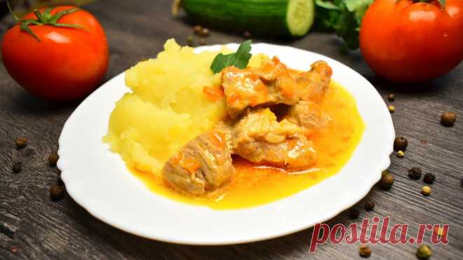 Готовлю гуляш с подливкой и картофельным пюре как в садике. Делюсь рецептом ‍
Мясной гуляш — это блюдо вместе с картофельным пюре, что в садике, что в школе ела бы хоть каждый день. Когда его готовили в столовой, оно так вкусно пахло. Эх, эти приятные воспоминания из детства. Предлагаю Вам хороший рецепт любимого блюда из детства. Мясо получается очень мягеньким, с вкусной подливкой. Его можно приготовить с любого […]
Читай дальше на сайте. Жми подробнее ➡