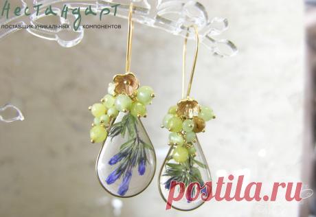 Как создать прозрачные подвески-капли из эпоксидной смолы с цветами. Часть 1. Заливка: публикации и мастер-классы – Ярмарка Мастеров