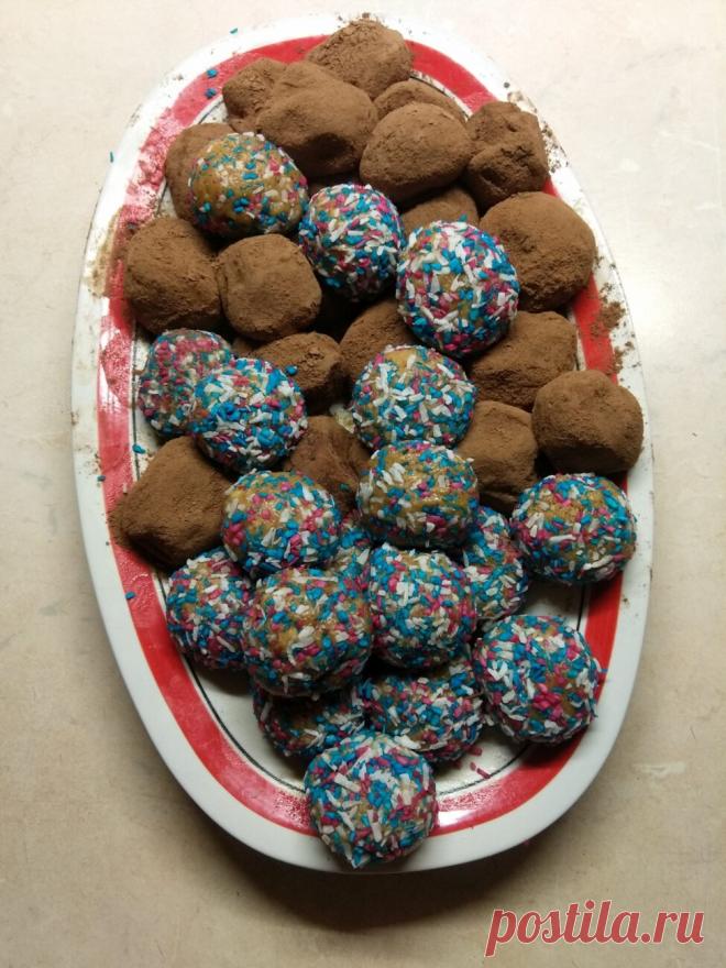 Конфеты из сахарного печенья и варенного сгущённого молока рецепт с фото пошагово