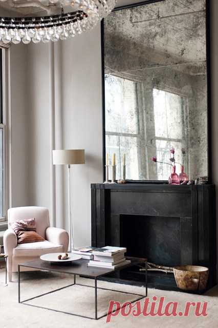 Foxed Glass - Mirror Decorating Ideas (houseandgarden.co.uk)