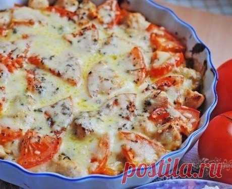 Куриное филе, запеченное с овощами