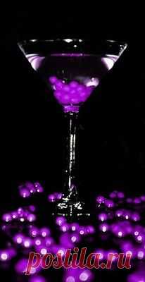 Electric! #Pinterest Pin-a-way by http://www.JoannaMaGrath.com