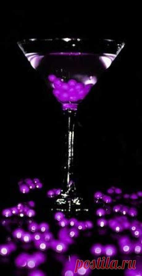 Electric! #Pinterest Pin-a-way by https://www.JoannaMaGrath.com