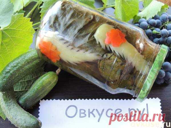 Огурцы в виноградных листьях - Простые рецепты Овкусе.ру