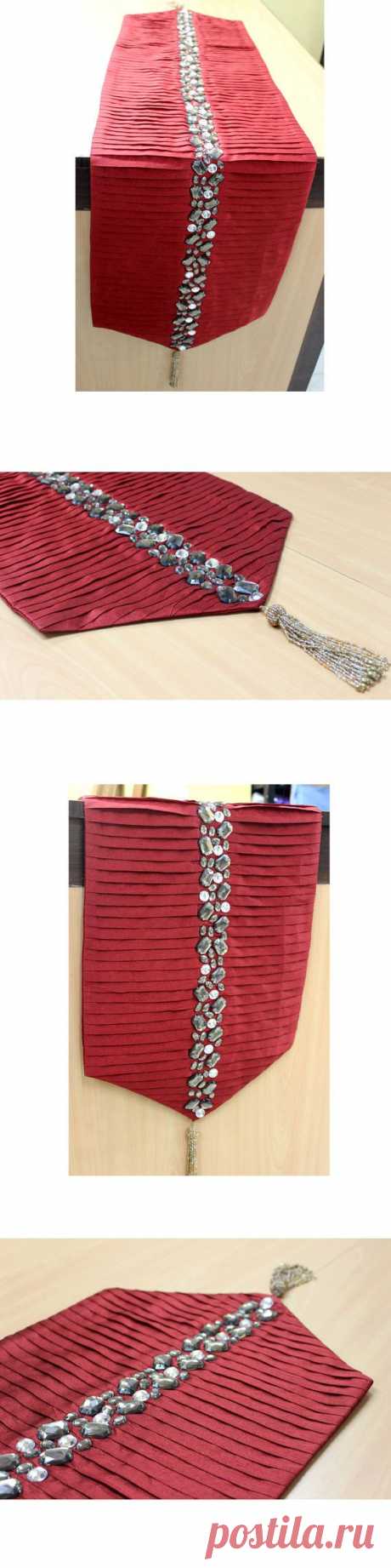 Beaded Table Runner Deep Red Pleated Sparkles от TheHomeCentric