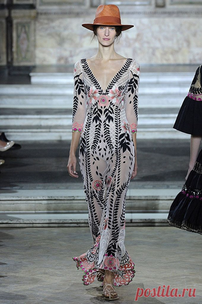 Роскошное бохо от Temperley London: 38 нежных и ярких нарядов сезона весна-лето 2016