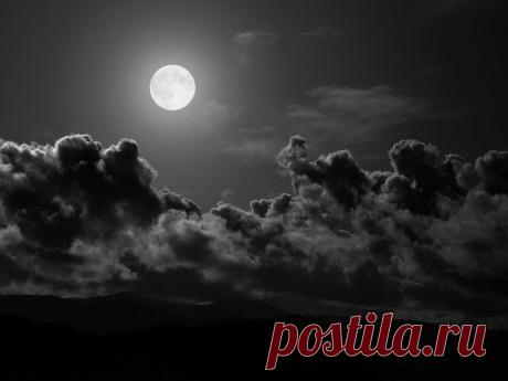 луна