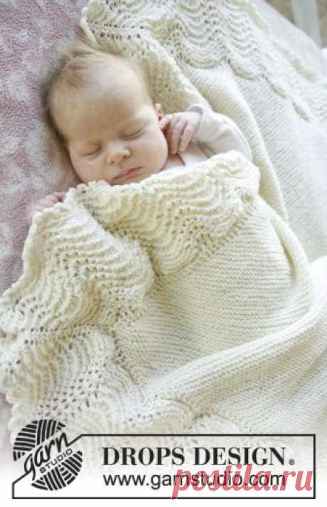 Baby Bliss / DROPS Baby 25-2 - Free knitting patterns by DROPS Design Knitted baby blanket in garter st with wave pattern edge in DROPS BabyMerino