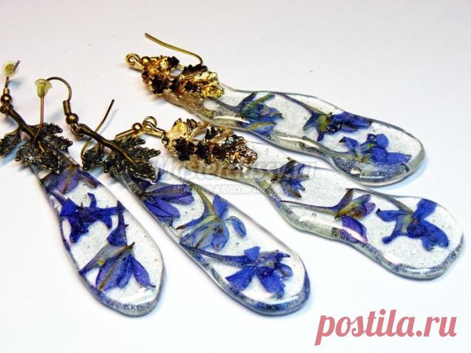 Создание украшений из эпоксидной смолы и сухоцветов без использования молдов, Пошаговый мастер-класс