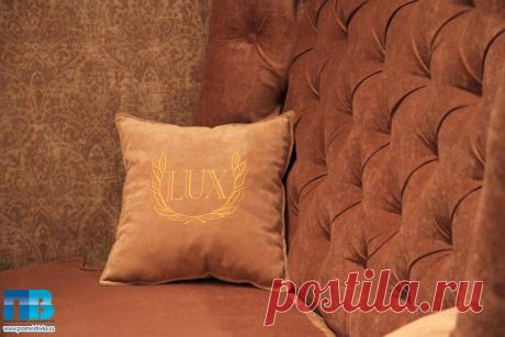 Наша вышивка в интерьере кафе Lux