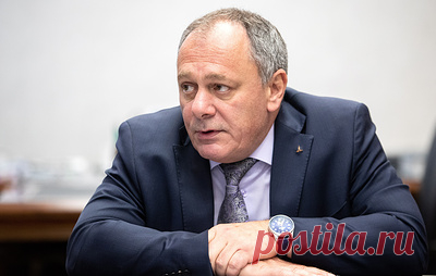 Глава "Севмаша" заявил, что работы на АПЛ "Красноярск" после испытаний в море продолжаются. Михаил Будниченко сообщил, что крейсер вывели из эллинга летом 2021 года