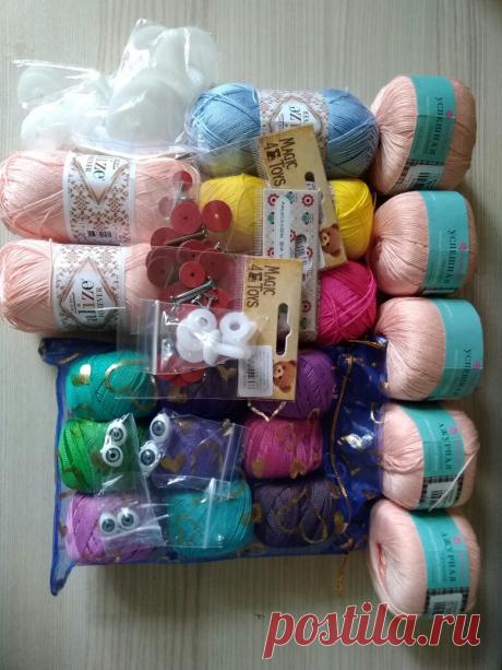 пряжа. нитки. фурнитура. крючок. волосы для куклы. Пехорка &quot;Успешная&quot;.  Alize &quot;Forever&quot;. глазки-рыбки. крепления.  пластиковые суставы.  
#Вязанаяигрушка #вязание  #вязанаяжизнь #амигурумиигрушка #наборпряжи #пряжа #нитки #фурнитура #крючок #волосыдлякуклы #ПехоркаУспешная #AlizeForever #глазкирыбки #крепления #пластиковыесуставы #Дискфибра  #Тобразныйшплинт