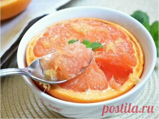 Печеный грейпфрут с медом и имбирем