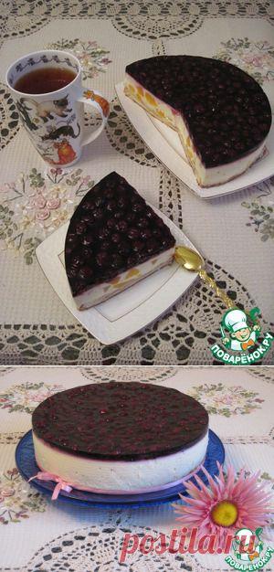 Творожное чудо с заварным кремом, персиками, вишней и слоеным тестом - кулинарный рецепт