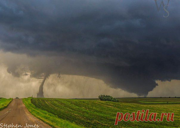 Торнадо близ города Pilger, штат Небраска. 16 июня 2014 / Социальная погода