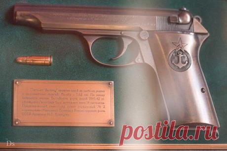 Интересно об оружии. Пистолет &quot;Балтиец&quot;, калибр 7,62мм.  Всего было изготовлено 14 пистолетов.