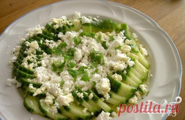 Простой огуречный салат с сыром Фета - кулинарный рецепт на Повар.ру