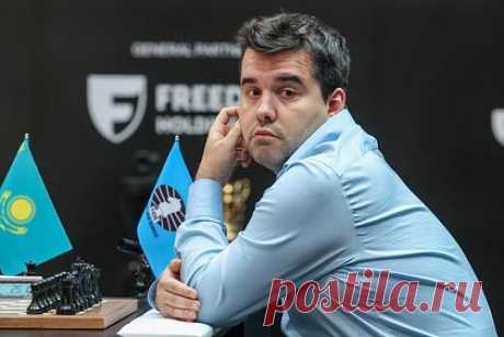Непомнящий проиграл в борьбе за титул чемпиона мира. Российский гроссмейстер Ян Непомнящий проиграл в борьбе за титул чемпиона мира по шахматам китайцу Дину Лижэню. 32-летний Непомнящий, для которого это была вторая попытка завоевать мировую шахматную корону, играл белыми фигурами и уступил в четвертой партии тай-брейка. Китаец стал 17-м чемпионом мира.
