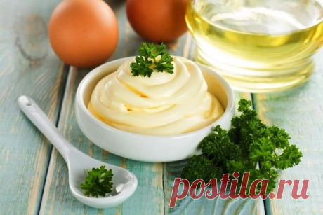 Домашний майонез - 6 самых вкусных рецептов, как сделать Мы собрали для тебя 6 лучших рецептов, как сделать майонез в домашних условиях. Вкус получается очень богатым и пикантным!