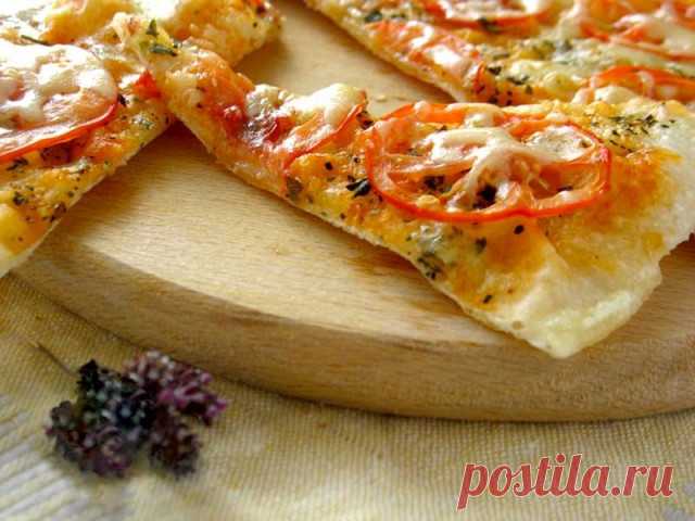 Дрожжевая пицца на сковороде за 10 минут рецепт с фото - 1000.menu