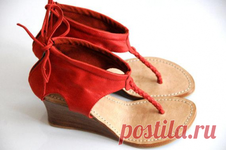 Сандалии из натуральной мягкой кожи - цвет мне очень приглянулся. Но есть и другие на выбор. $110,00 USD