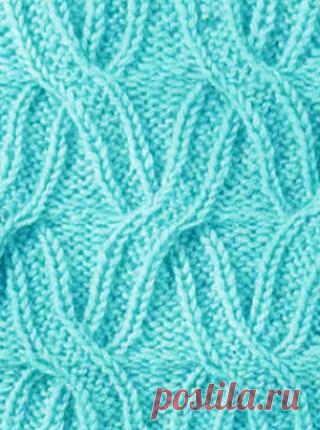 Причудливый узор спицами