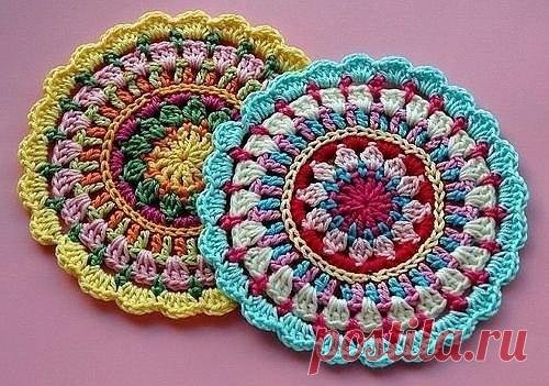 Мандала крючком со схемами. Вяжем крючком коврик-мандалу |