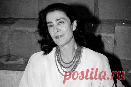 Умерла греческая актриса Ирен Папас. На 97-м году жизни скончалась греческая актриса Ирен Папас. В последние годы жизни звезда страдала от болезни Альцгеймера. В фильмографии Папас насчитывалось более 80 проектов, в числе которых — двухсерийный телефильм Андрея Кончаловского «Одиссея», где она сыграла мать Одиссея Антиклею.