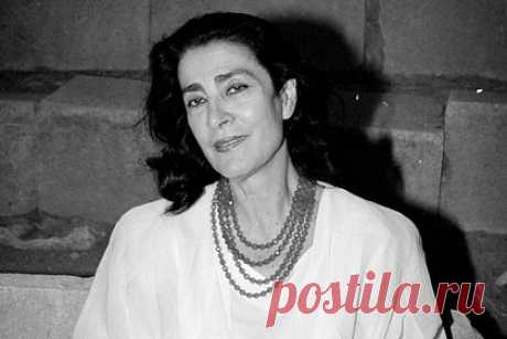 Умерла греческая актриса Ирен Папас. На 97-м году жизни скончалась греческая актриса Ирен Папас. В последние годы жизни звезда страдала от болезни Альцгеймера. В фильмографии Папас насчитывалось более 80 проектов, в числе которых — двухсерийный телефильм Андрея Кончаловского «Одиссея», где она сыграла мать Одиссея Антиклею.