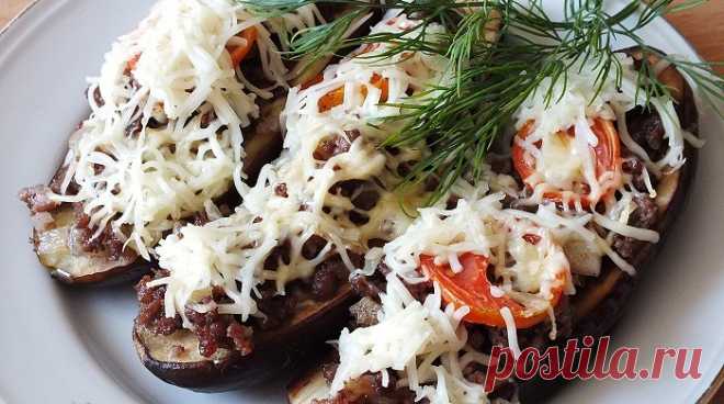 Фаршированные баклажаны – 6 рецептов быстро и вкусно Фаршированные баклажаны с курицей, грибами и овощами, помидором и сыром, фаршем. Готовится просто, дёшево и очень вкусно. Выбирайте и приступайте готовить!