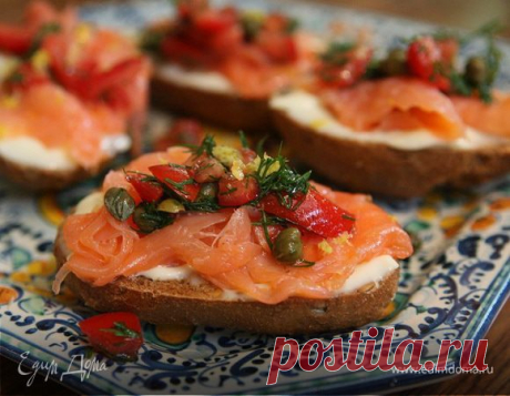 Булочки с семгой и соусом из каперсов, автор Юлия Высоцкая