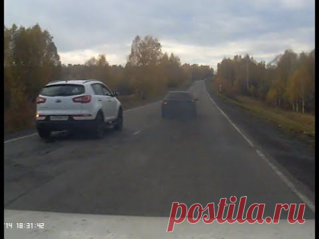 Разлетелись в стороны на трассе | Video.Zabarankoi.ru