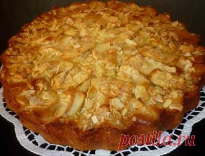 Яблочный пирог с орешками : Выпечка сладкая