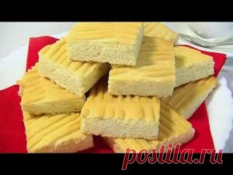 Если вам нужно что-то очень быстро испечь к чаю - приготовьте это вкуснейшее печенье. Готовится оно буквально за считанные минуты, а получается очень достойн...