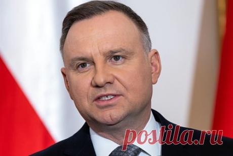 Глава европейской страны назвал проблему важнее спасения планеты. Жителей Польши и других стран Евросоюза (ЕС) больше интересуют снизившиеся стандарты жизни, чем достижение климатических целей. О проблеме, которая для европейцев оказалась важнее спасения планеты, рассказал президент Польши Анджей Дуда во время выступления в Египте на Конференции ООН по изменению климата COP27.