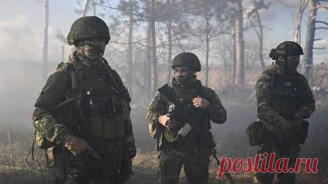 Военнослужащим группировки войск "Запад" вручили награды в зоне СВО