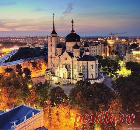 30 красивейших православных колоколен, со сверкающими золотыми куполами