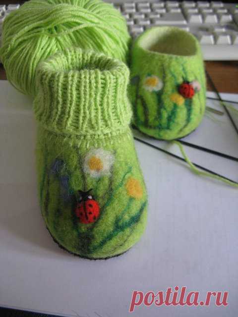 Handmade-kursy ,wzory ,tutoriale: Filcowanie na mokro-buciki