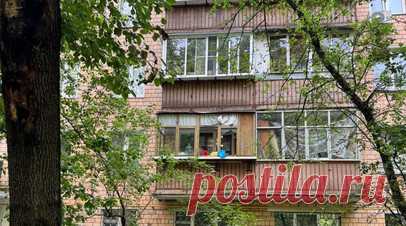 Нарушений конструкций дома нет: при детонации неустановленного предмета в квартире на западе Москвы погиб человек. Днём 6 августа в жилом доме на западе Москвы произошёл взрыв. По предварительным данным, мужчина 1962 года рождения погиб в результате детонации неустановленного предмета, сообщили в столичном главке МВД. По данным СК, речь идёт о самоубийстве. Как пишут СМИ, погибший был военным пенсионером. Читать далее