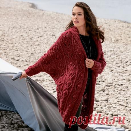 ПАЛЬТО С РУКАВОМ «ЛЕТУЧАЯ МЫШЬ» (Вязание спицами) — Журнал Вдохновение Рукодельницы