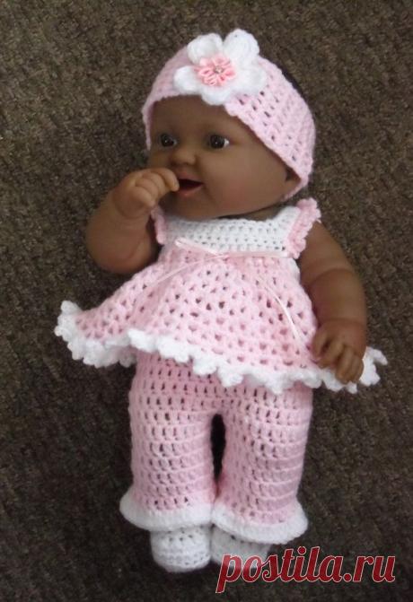 PDF crochet pattern for 14 inch Berenguer Lots to by petitedolls