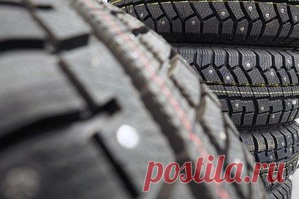 Хранение распространенного у россиян предмета в доме назвали опасным. Россиян призвали срочно отказаться от хранения автомобильной резины в квартире. По словам эксперта онлайн-гипермаркета «ВсеИнструменты.ру» Максима Соколова, автомобильную резину нельзя хранить в месте своего жительства, поскольку она источает токсичные для организма пары.