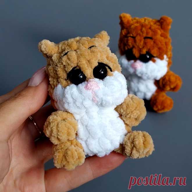 PDF Хомяк Шустрик крючком. FREE crochet pattern; Аmigurumi toy patterns. Амигуруми схемы и описания на русском. Вязаные игрушки и поделки своими руками #amimore - плюшевый хомяк, маленький хомячок из плюшевой пряжи.