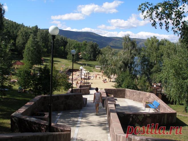 «Аскар-Магнит юлдары». Музыка А. Усманова. Слова Т. Усманова. Аранжировка Владимира Сидорова. Исполняет Азамат Усманов. На башкирском языке. Аудиостудия Магнитогорской консерватории. 2008.