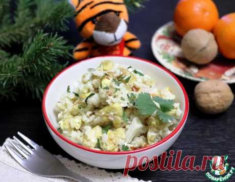 Советский салат с курицей и грецкими орехами – кулинарный рецепт