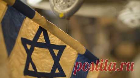 Посол: Израиль временно не будет заводить дела на ответственных за атаку ХАМАС. Израиль не станет заводить дела на официальных лиц, ответственных за атаку ХАМАС, до завершения боевых действий, заявил израильский посол в России Александр Бен Цви. Читать далее